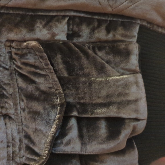 Old Navy Velour Vest with hood - Picture 5 of 8